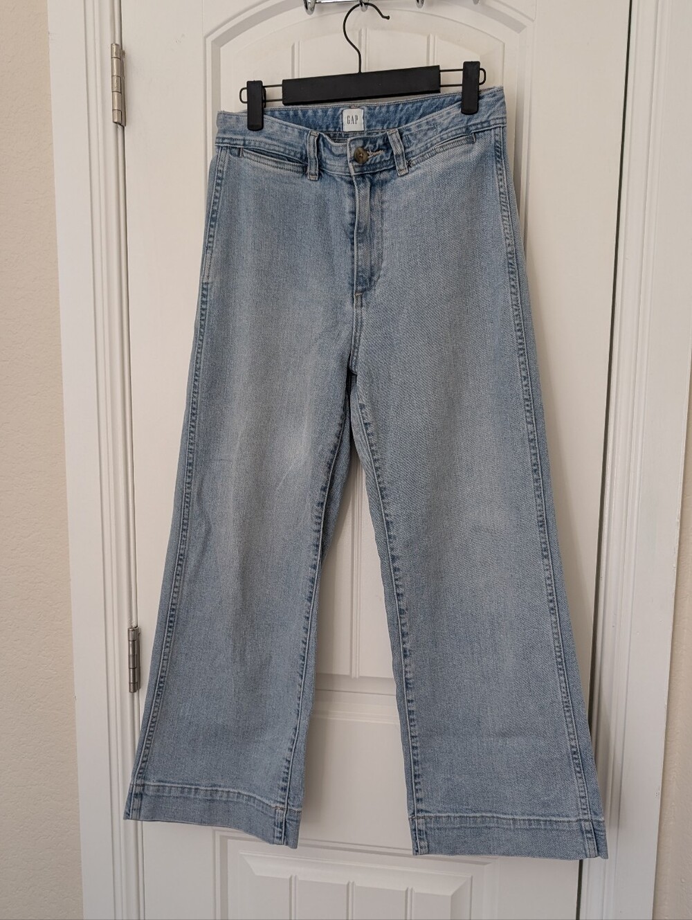 Gap Light Blue Wide-Leg‎ High-Rise Crop Jeans 4